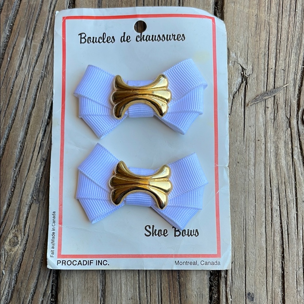 Vintage White and Gold Shoe Bows